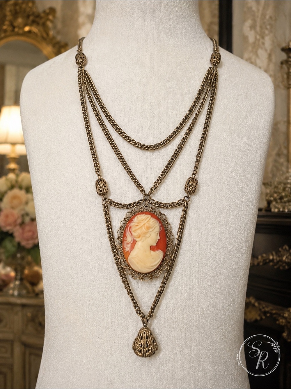 Vintage Mid Century Victorian Revival Carved Shell Cameo Festoon Necklace